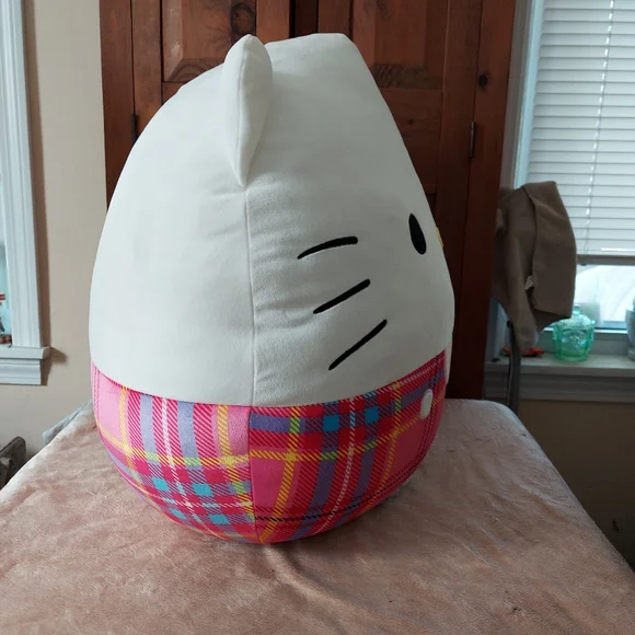 Hello Kitty Squishmallows 20" - Picture 5 of 8